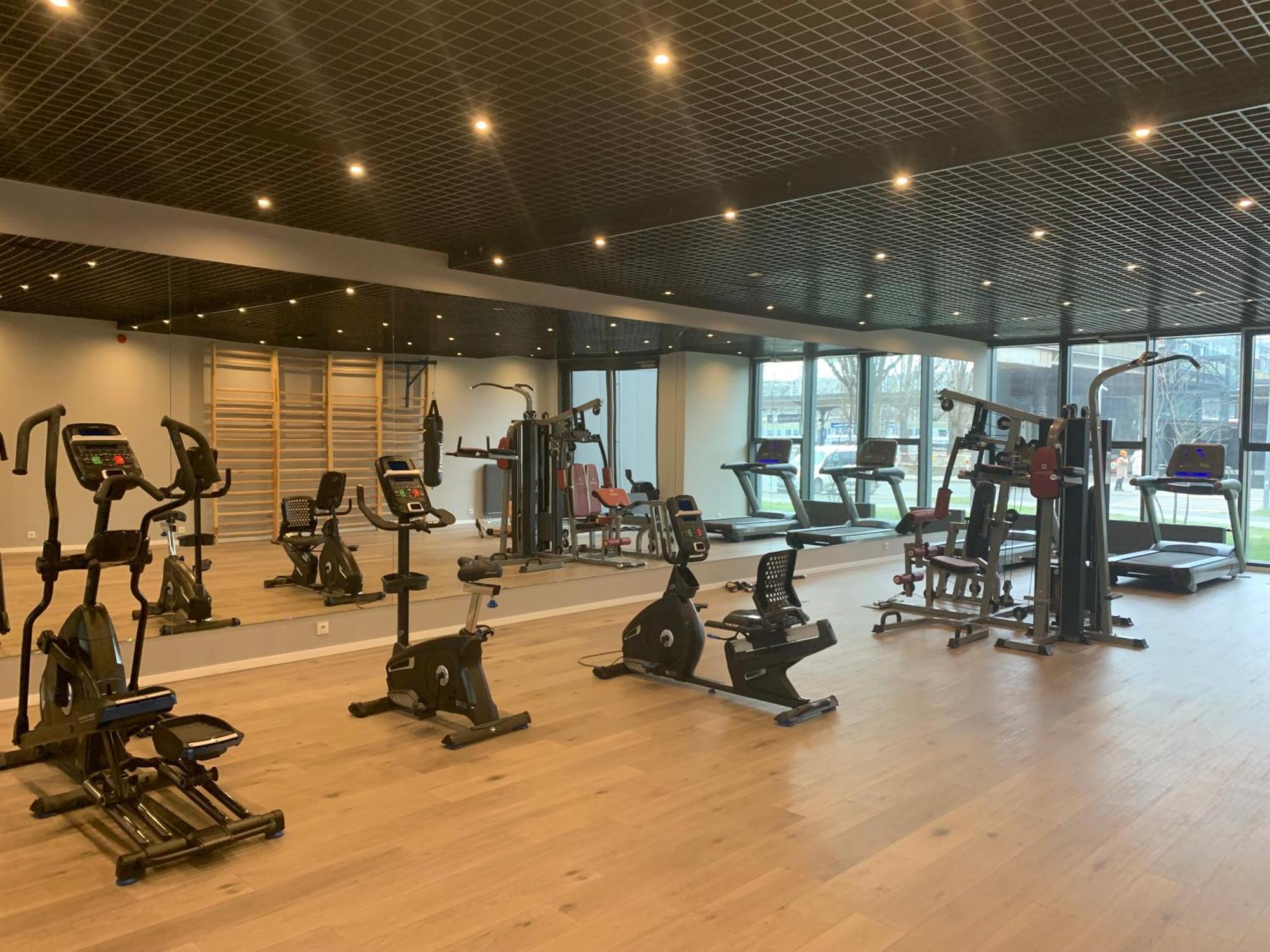Fillhus Apartments Познан Екстериор снимка